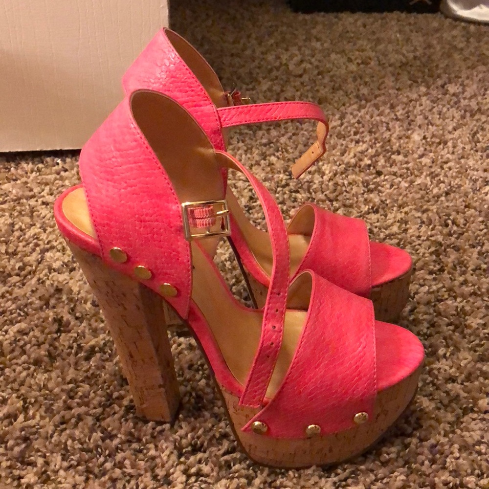Pink sandals - Picture 2 of 2